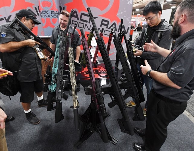 Hình ảnh những khẩu súng đáng sợ nhất tại triển lãm vũ khí SHOT